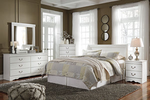 Anarena Traditional White Color Bedroom Set: Queen Sleigh Headboard, Dresser, Mirror, 2 Nightstands