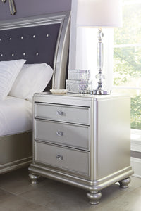 Coralayna 3 Drawer Traditional Silver Night Stand