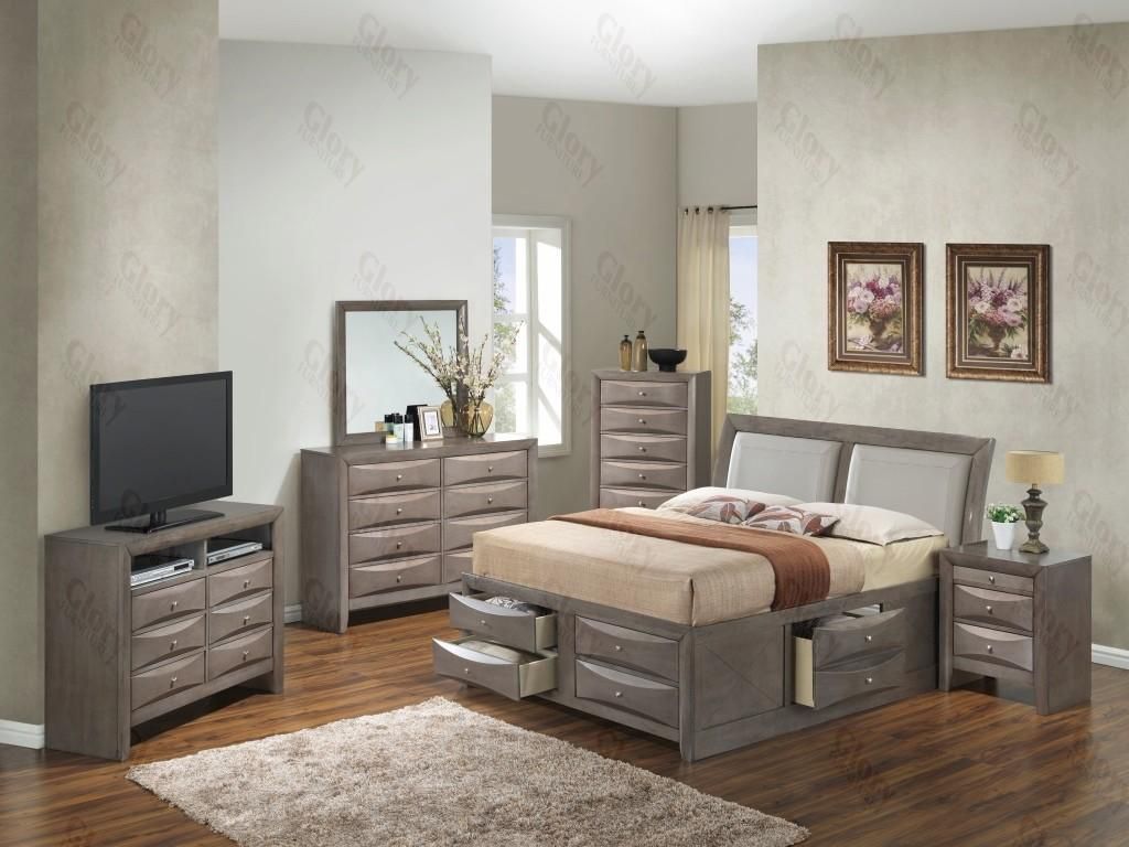 G1505IKSB4NTV2 3 Piece Set including King Size Bed, Nightstand and Media Chest in Gray